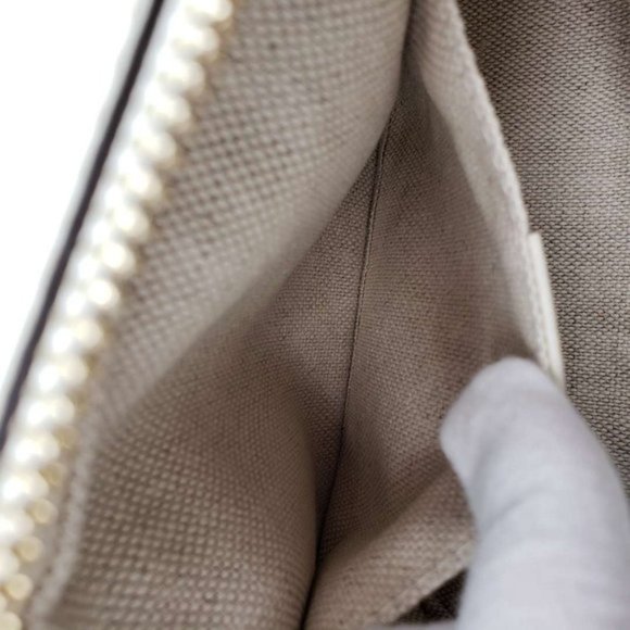 Gucci Disco Soho Camera Leather Crossbody Bag - Picture 14 of 16